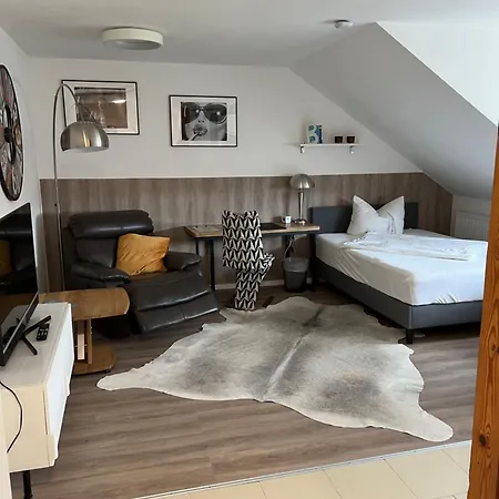 35 Qm Fuer 2 Personen,Ganze Unterkunft, Gemuetlich Zentral Gelegen Fuerth Exterior photo