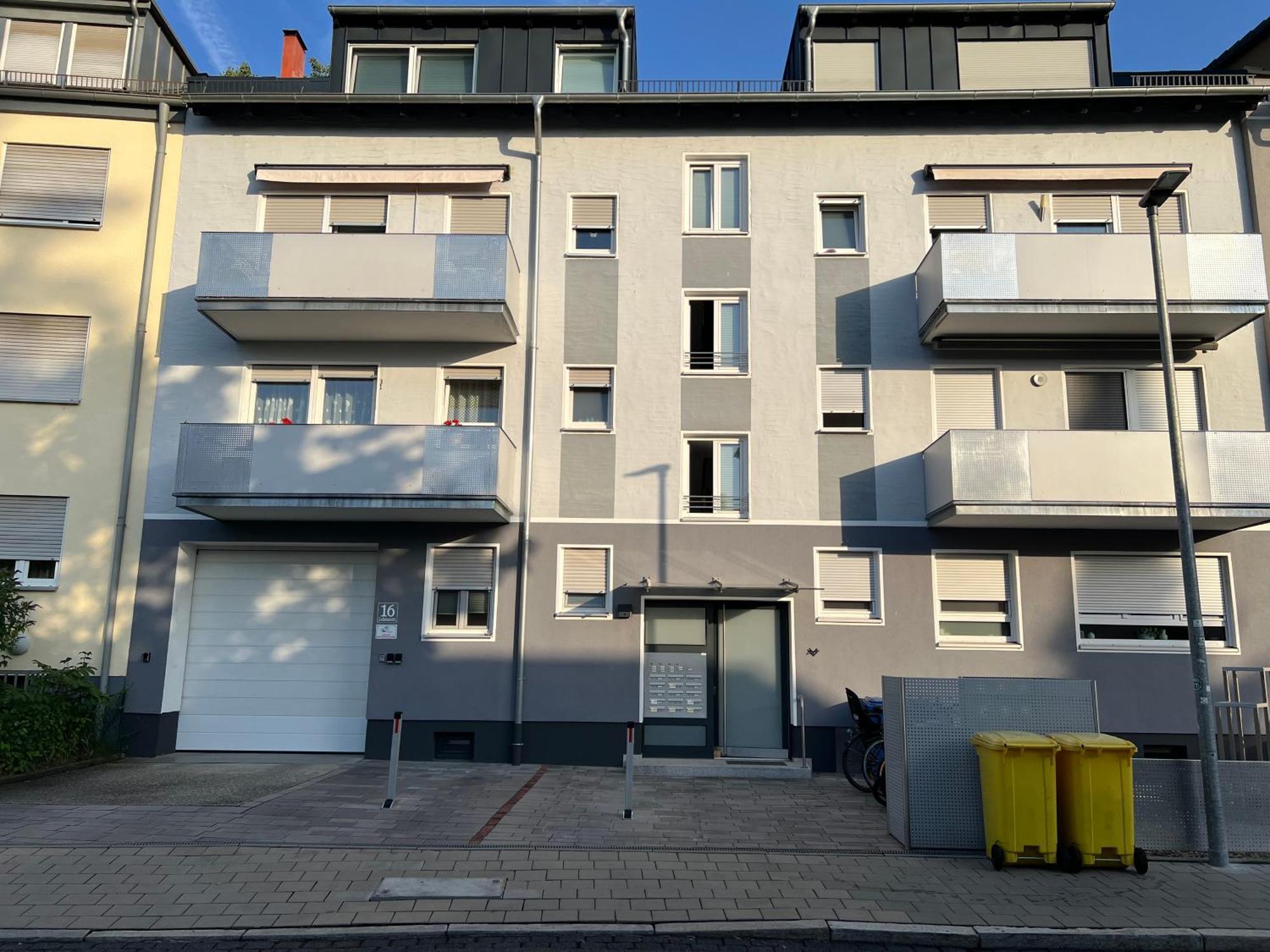 Apartment 35 Qm Fuer 2 Personen,ganze Unterkunft, Gemuetlich Zentral Gelegen